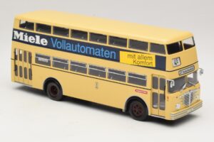 Bussing D2U Heckturen Miele Minichamps 1:43 439071086 Diecast - image 4 of 6