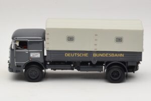 Bussing LU Deutsche Bundesbahn Minichamps 1:43 30566-54995 Diecast - image 3 of 6