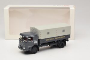 Bussing LU Deutsche Bundesbahn Minichamps 1:43 30566-54995 Diecast - image 6 of 6