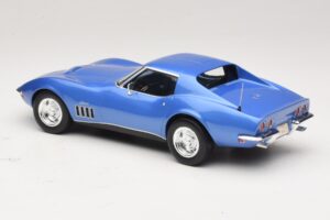 Chevrolet Corvette C3 Le Mans Blue Norev 1:18 189034 Diecast - image 5 of 6