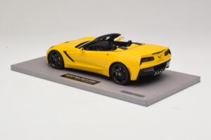 Chevrolet Corvette C7 Velocity Yellow BBR 1:18 BLM1815E Resin - image 5 of 6