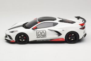 Chevrolet Corvette C8 IMSA Pace Car 2020 GT Spirit 1:18 GT370 Resin - image 3 of 6