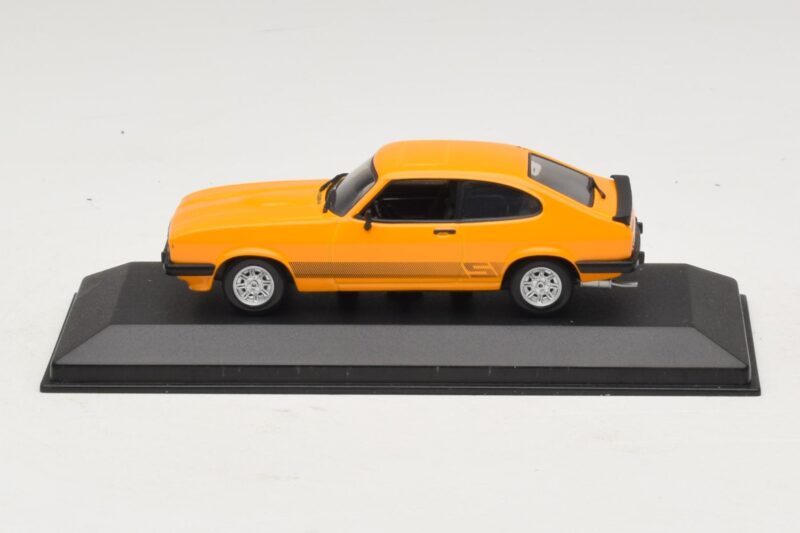 Ford Capri II Signal Orange Minichamps 1:43 Ford Capri II Signal Orange Minichamps 1:43 400081201 Diecast