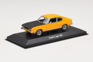 Ford Capri Mk1 RS Yellow with Black Hood Maxichamps 1:43 940085800 Diecast - image 2 of 4