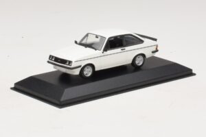 Ford Escort Mk1 TC White Minichamps 1:43 400081070 Diecast - image 2 of 4