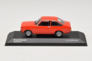 Ford Escort Mk2 Spanish Red Minichamps 1:43 400084100 Diecast