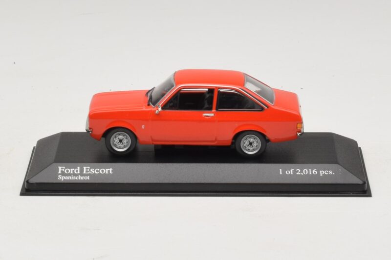 Ford Escort Mk2 Spanish Red Minichamps 1:43 Ford Escort Mk2 Spanish Red Minichamps 1:43 400084100 Diecast