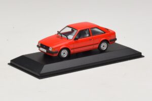 Ford Escort Mk3 3-door Red Minichamps 1:43 400085000 Diecast - image 2 of 4