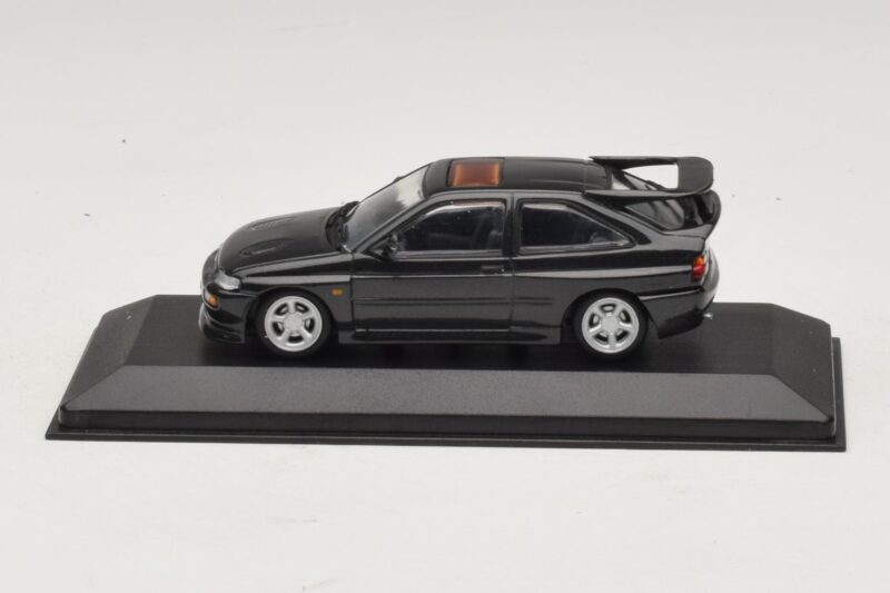 Ford Escort RS Cosworth Black Metallic Minichamps 1:43 430082106 Diecast