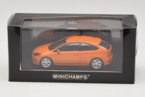 Ford Focus ST Mk2 Electric Orange Replacement Box Minichamps 1:43 400087302-R1 Diecast - image 4 of 4