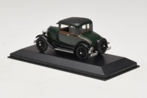 Ford Model A Standard Coupe Dark Green Minichamps 1:43 400082101 Diecast - image 3 of 4