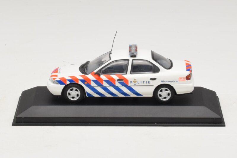 Ford Mondeo Mk1 Sedan Police Minichamps 1:43 Ford Mondeo Mk1 Sedan Police Minichamps 1:43 433082091 Diecast