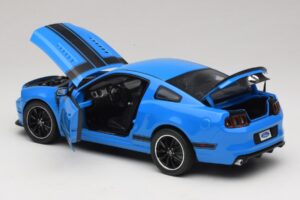Ford Mustang Boss 302 S197 Blue Shelby Collectibles 1:18 25414S Diecast - image 5 of 8