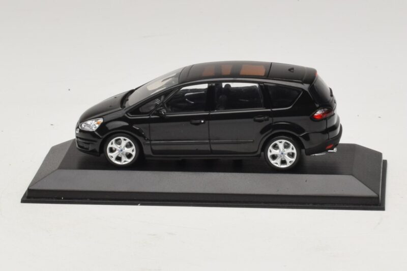 Ford S-Max Black Metallic Minichamps 1:43 Ford S-Max Black Metallic Minichamps 1:43 400085400 Diecast