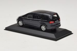 Ford S-Max Dark Grey Metallic Minichamps 1:43 400085400-P1 Diecast - image 3 of 4