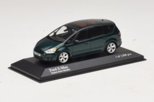 Ford S-Max Green Metallic Minichamps 1:43 400085401 Diecast