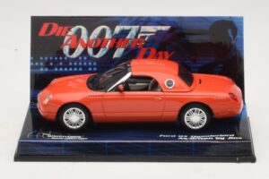 Ford Thunderbird Die Another Day Minichamps 1:43 Ford Thunderbird Die Another Day Minichamps 1:43 045132 Diecast