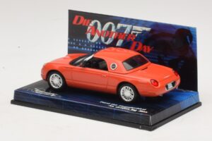 Ford Thunderbird Die Another Day Minichamps 1:43 045132 Diecast - image 3 of 5