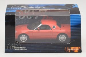 Ford Thunderbird Die Another Day Minichamps 1:43 045132 Diecast - image 5 of 5
