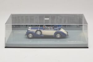 Horch 853 Cabriolet Blue Minichamps 1:43 436012032 Diecast - image 5 of 5