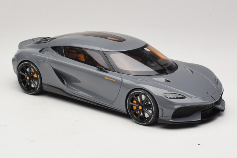 Koenigsegg Gemera Grey GT Spirit 1:18 Koenigsegg Gemera Grey GT Spirit 1:18 GT374 Resin