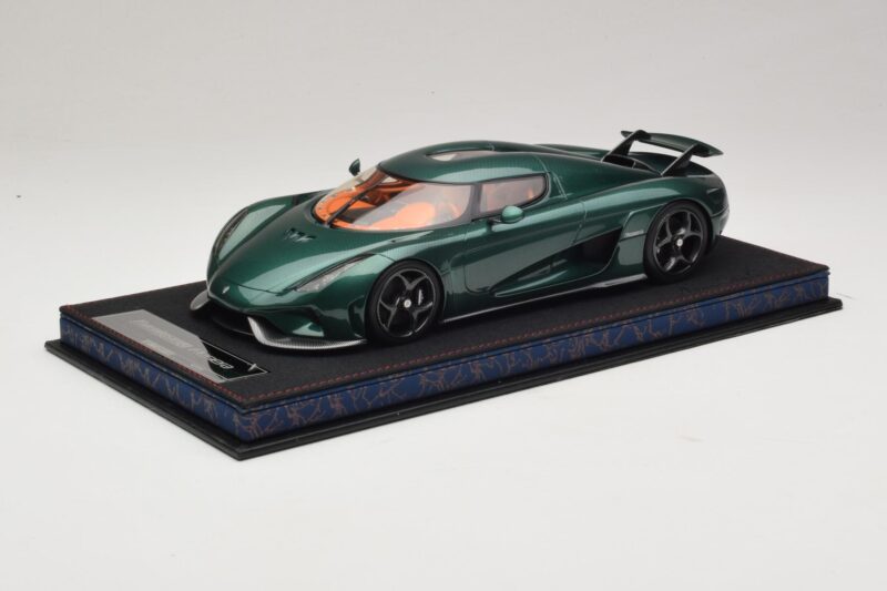 Koenigsegg Regera Green Tinted Carbon FrontiArt 1:18 Koenigsegg Regera Green Tinted Carbon FrontiArt 1:18 AS010-110 Resin