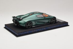 Koenigsegg Regera Green Tinted Carbon FrontiArt 1:18 AS010-110 Resin - image 2 of 7