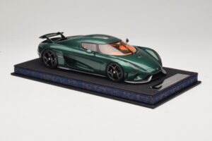 Koenigsegg Regera Green Tinted Carbon FrontiArt 1:18 AS010-110 Resin - image 5 of 7