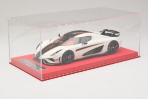 Koenigsegg Regera White with Black Carbon FrontiArt 1:18 REMC043 Resin - image 6 of 7