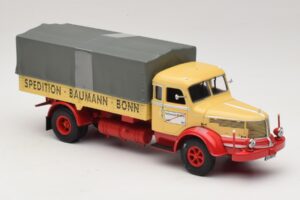 Krupp Titan Flatbed Truck Baumann Bonn Minichamps 1:43 439069025 Diecast - image 4 of 6