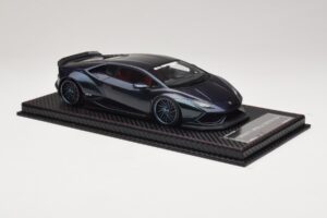 Lamborghini Huracan Liberty Walk Chameleon Blue GS Model 1:18 REMC045 Resin - image 4 of 7