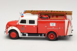 Magirus-Deutz Merkur TLF 16 Fire Brigade Dortmund Minichamps 1:43 439141972 Diecast - image 3 of 6