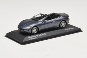 Maserati GranCabrio Grey Metallic Minichamps 1:43 400123931 Diecast - image 2 of 4