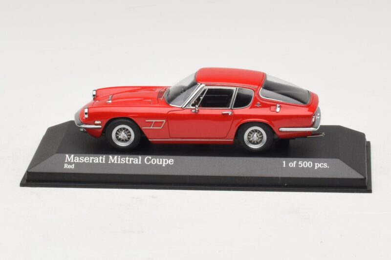 Maserati Mistral Red Minichamps 1:43 Maserati Mistral Red Minichamps 1:43 437123424 Diecast