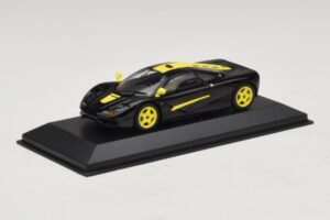 McLaren F1 Black With Yellow Stripes Minichamps 1:43 MCLAREN004 Diecast