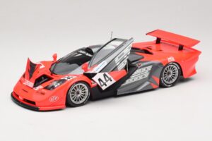 McLaren F1 GTR Lark #44 Tsuchiya / Ayles 24 Hours of Le Mans 1997 Minichamps 1:18 530133744 Diecast - image 2 of 8