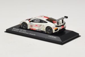 McLaren MP4-12C GT3 #11 Art Grand Prix Leclerc / Parisy 24 Hours of Spa 2013 Minichamps 1:43 437131311 Diecast - image 3 of 4