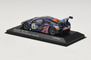 McLaren MP4-12C GT3 #88 Von Ryan Racing Barff / Goodwin 24 Hours of Spa 2013 Minichamps 1:43 437131388 Diecast - image 3 of 4