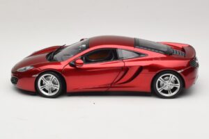 McLaren MP4-12C Red Metallic Minichamps 1:18 110133022 Diecast - image 4 of 8