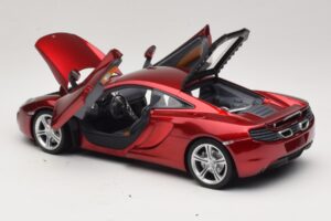McLaren MP4-12C Red Metallic Minichamps 1:18 110133022 Diecast - image 5 of 8