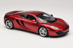 McLaren MP4-12C Red Metallic Minichamps 1:18 110133022 Diecast - image 6 of 8