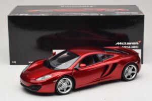 McLaren MP4-12C Red Metallic Minichamps 1:18 110133022 Diecast - image 8 of 8