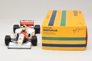 McLaren MP4/8 Ford #8 A. Senna Winner European GP 1993 Minichamps 1:18 540931818 Diecast - image 3 of 7