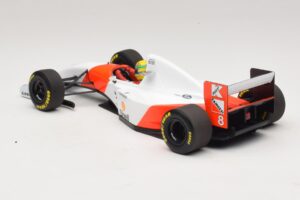 McLaren MP4/8 Ford #8 A. Senna Winner Japanese GP 1993 Minichamps 1:18 540931878 Diecast - image 5 of 7