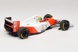McLaren MP4/8 Ford #8 A. Senna Winner Japanese GP 1993 Minichamps 1:18 540931878 Diecast - image 6 of 7