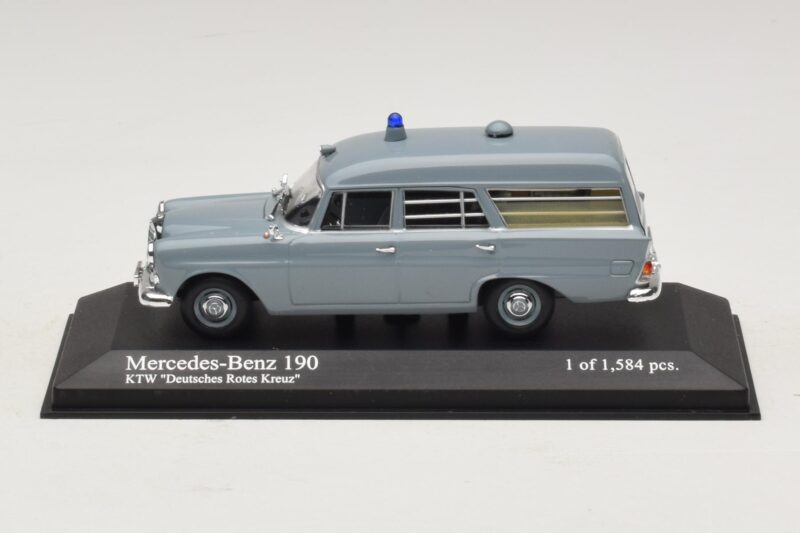 Mercedes 190 W110 Ambulance DRK Minichamps 1:43 400037270 Diecast