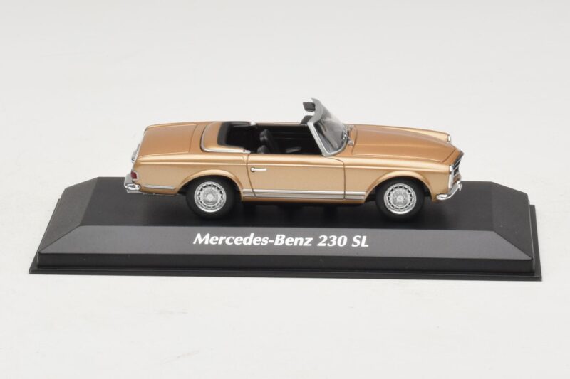 Mercedes 230 SL W113 Gold Metallic Maxichamps 1:43 Mercedes 230 SL W113 Gold Metallic Maxichamps 1:43 940032230 Diecast