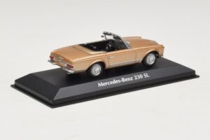 Mercedes 230 SL W113 Gold Metallic Maxichamps 1:43 940032230 Diecast - image 2 of 4