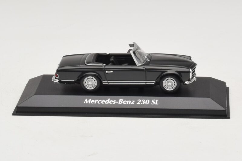 Mercedes 230 SL W113 Grey Maxichamps 1:43 Mercedes 230 SL W113 Grey Maxichamps 1:43 94003231 Diecast