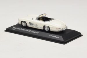 Mercedes 300 SL W198 Roadster White Minichamps 1:43 400039034 Diecast - image 3 of 4